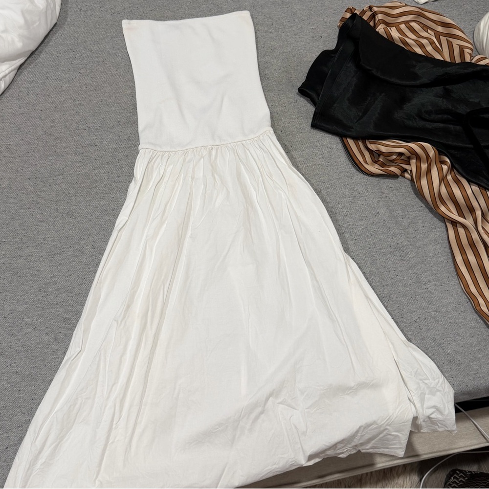 WeWoreWhat Strapless White Maxi Dress